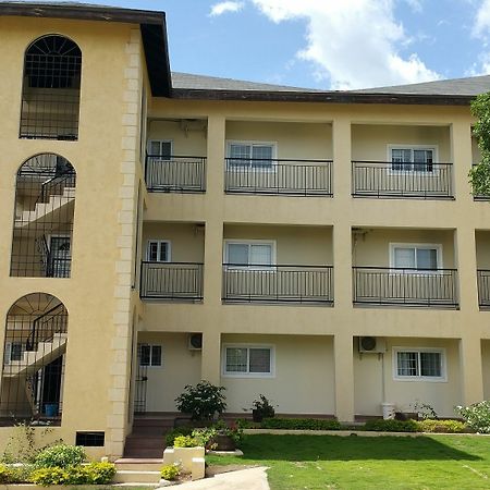 New Kingston Guest Apartments @ Donhead 외부 사진